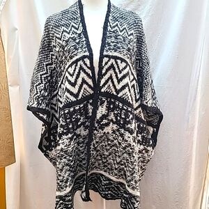 Abercrombie &Fitch Women's Open Front Cardigan One Size Aztec Sweater Shawl